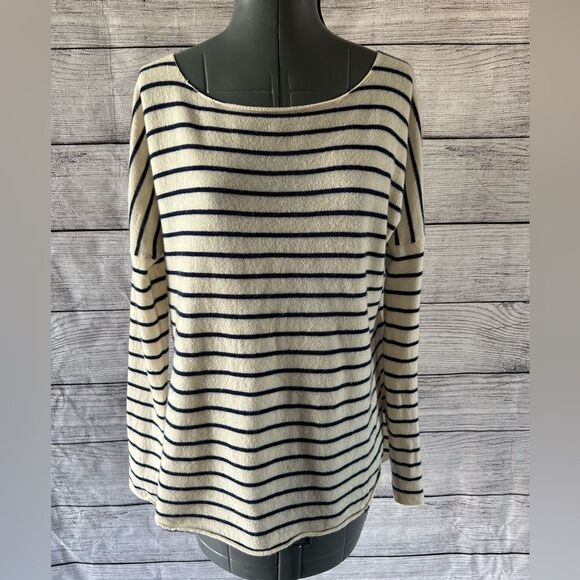 Vince 100% cashmere lightweight striped sweater size XS